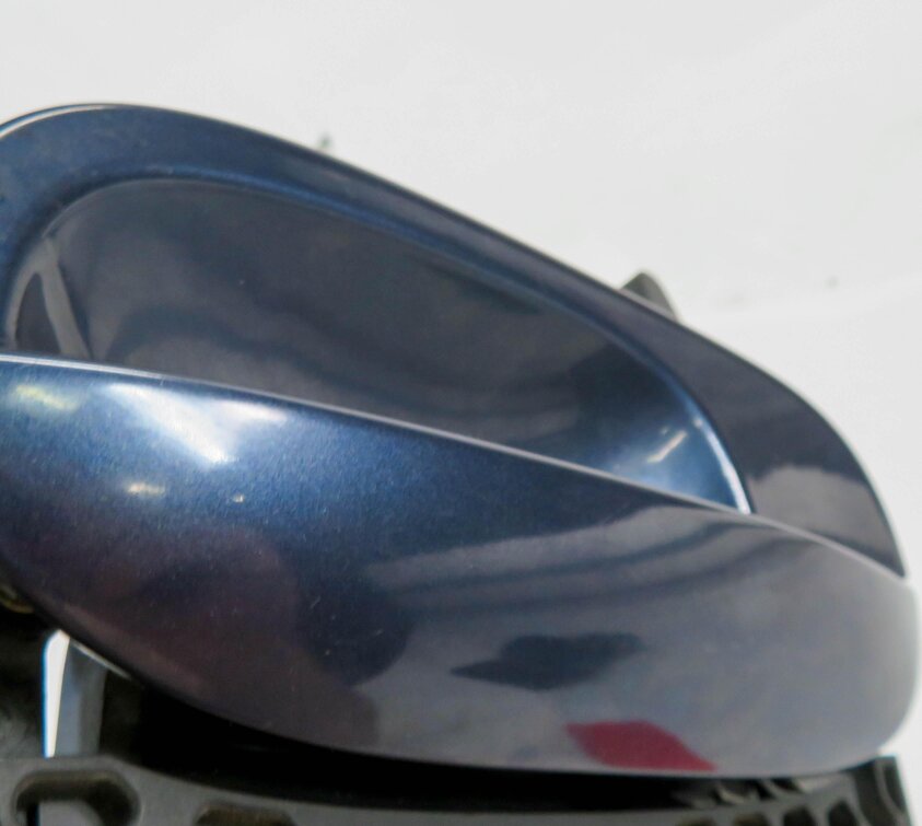 Thumbnail 8: 03-08 BMW Z4 (E85) RIGHT FRONT PASSENGER DOOR HANDLE (TOLEDO BLUE METALLIC 482)