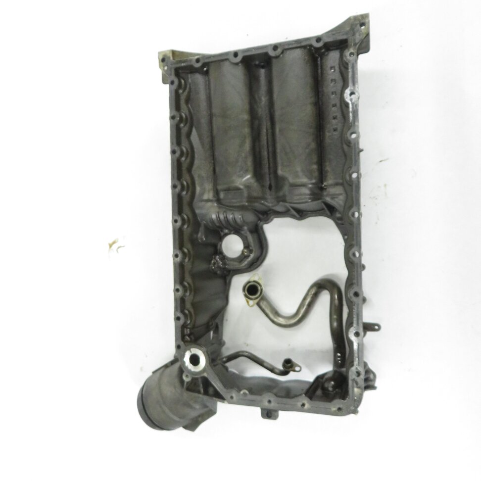 Thumbnail 5: 2011-2013 PORSCHE CAYENNE (958) 4.8L M48 V8 ENGINE UPPER MOTOR OIL PAN CRADLE