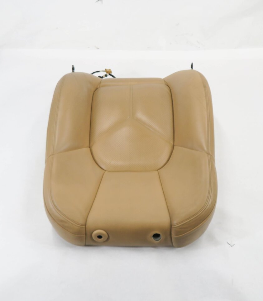 Thumbnail 4: 2011 PORSCHE CAYENNE (958) LEFT FRONT DRIVER UPPER TOP SEAT CUSHION (BEIGE)