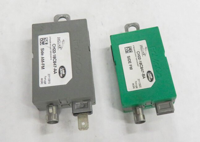 Thumbnail 3: 2012 LAND ROVER LR4 - RADIO STEREO ANTENNA AMP AMPLIFIER MODULE SET-2
