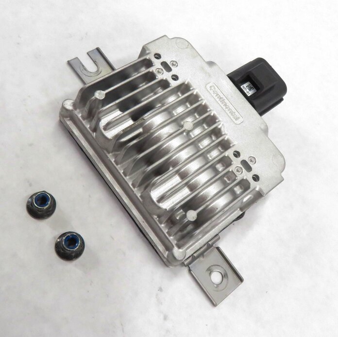 2010-2015 RANGE ROVER SPORT EVOQUE LR2 LR4 (FF/F4 L320) FUEL PUMP CONTROL MODULE