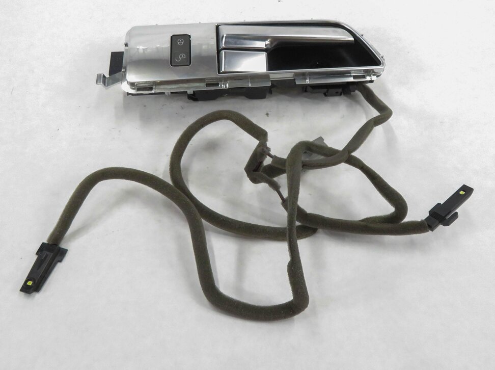 Thumbnail 4: 10-16 LR4 RANGE ROVER SPORT (L320) RIGHT FRONT PASSENGER INTERIOR DOOR HANDLE