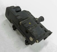 2012 LAND ROVER LR4 - LEFT DRIVER REAR AIR SUSPENSION VALVE BLOCK
