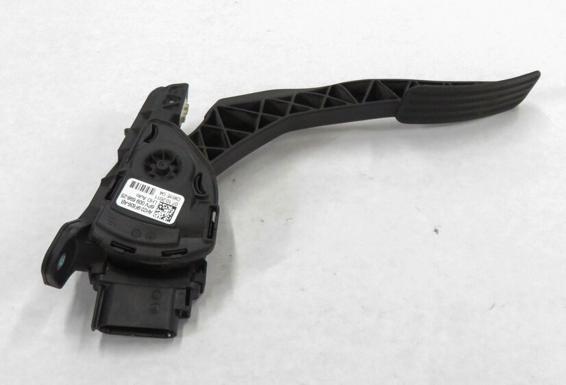 Thumbnail 3: 2012 LAND ROVER LR4 - GAS PEDAL FUEL THROTTLE ACCELERATOR FOOT PEDAL
