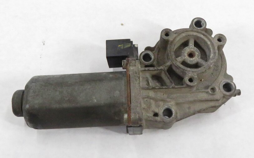 Thumbnail 5: 05-16 RANGE ROVER SPORT (L320 L322) LR3 LR4 TRANSFER CASE ELECTRIC SHIFT MOTOR
