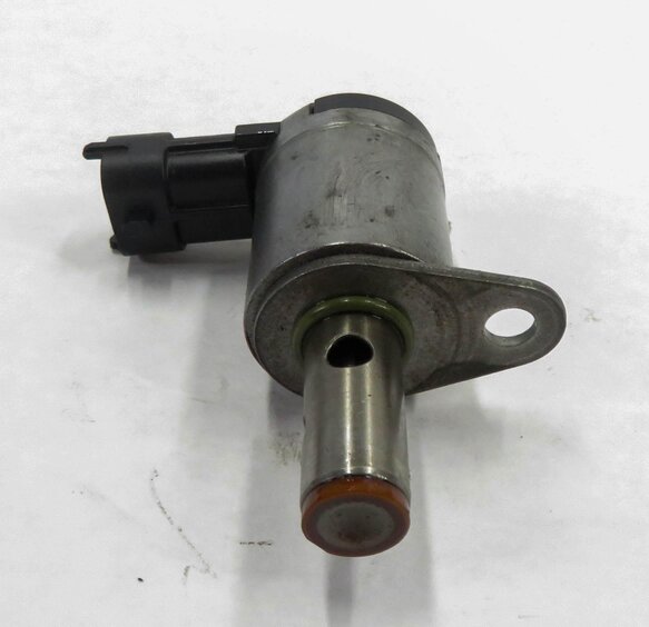 Thumbnail 4: 2012 LAND ROVER LR4 - 5.0L AJ133 V8 ENGINE OIL FLUID PRESSURE SOLENOID