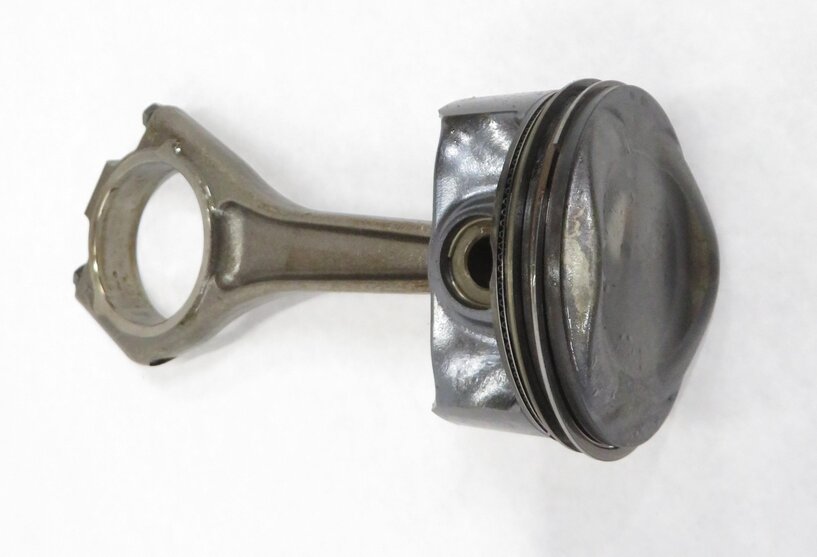 Thumbnail 5: 2012 LAND ROVER LR4 - 5.0L AJ133 V8 NON SUPER - LEFT SIDE ENGINE PISTON SET-4