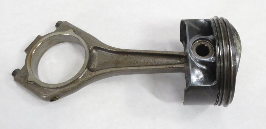 Thumbnail 6: 2012 LAND ROVER LR4 - 5.0L AJ133 V8 NON SUPER - LEFT SIDE ENGINE PISTON SET-4