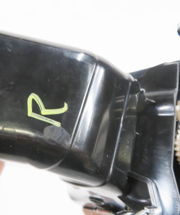 Thumbnail 7: 2011 RANGE ROVER SPORT (L320) RIGHT PASSENGER OUTER DASH HEATER A/C AIR VENT