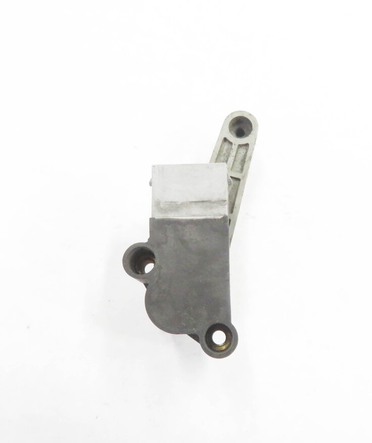 Thumbnail 2: 2011 RANGE ROVER SPORT (L320) RIGHT FRONT SUSPENSION HEIGHT LEVEL SENSOR