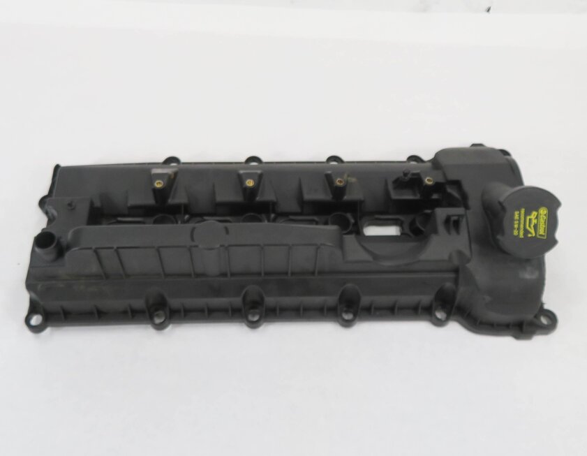 Thumbnail 4: 2010-2018 RANGE ROVER SPORT (L320 L322 L405 L494) 5.0L V8 - LEFT VALVE COVER