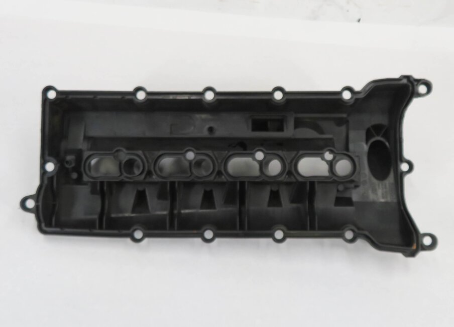 Thumbnail 5: 2010-2018 RANGE ROVER SPORT (L320 L322 L405 L494) 5.0L V8 - LEFT VALVE COVER