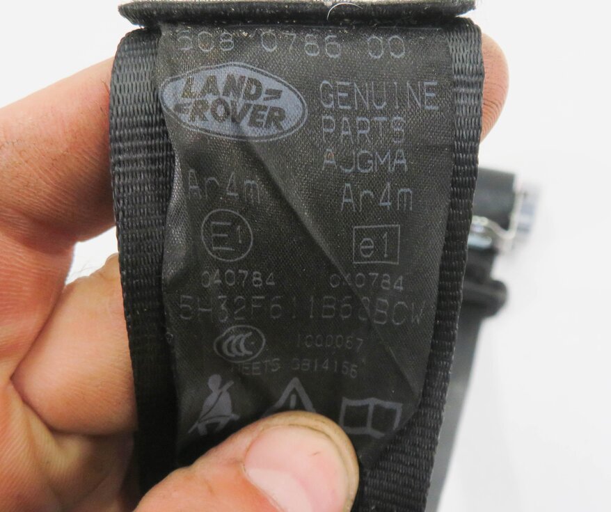 Thumbnail 6: 2011 RANGE ROVER SPORT (L320) LEFT SIDE REAR 2nd ROW SEATBELT RETRACTOR (BLACK)