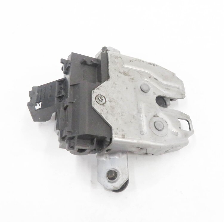 Thumbnail 3: 2011 RANGE ROVER SPORT (L320) REAR LOWER TRUNK LOCK LATCH ACTUATOR