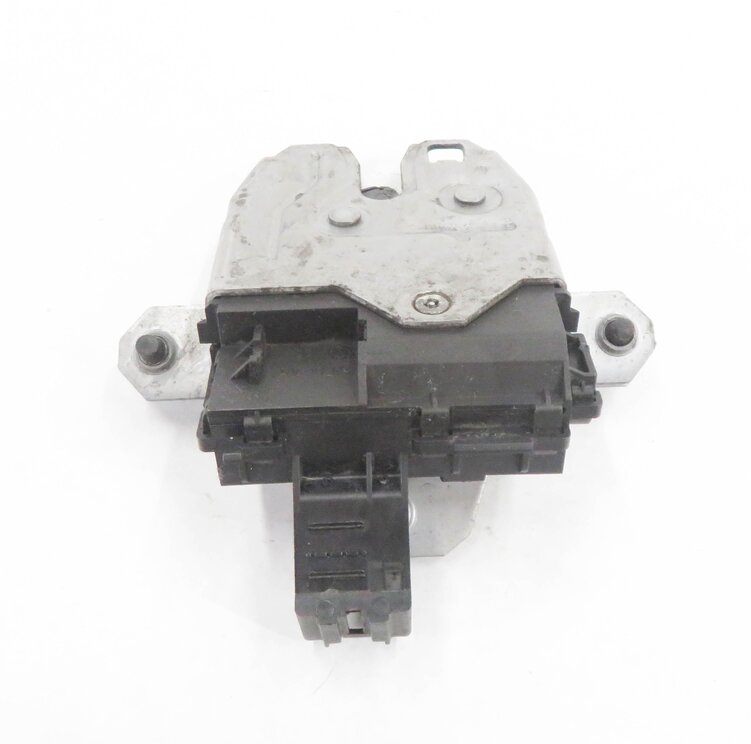 Thumbnail 4: 2011 RANGE ROVER SPORT (L320) REAR LOWER TRUNK LOCK LATCH ACTUATOR