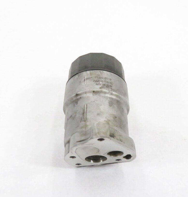 Thumbnail 2: 2011 RANGE ROVER SPORT (L320) 5.0L AJ133 ENGINE MOTOR OIL FLUID FILTER HOUSING
