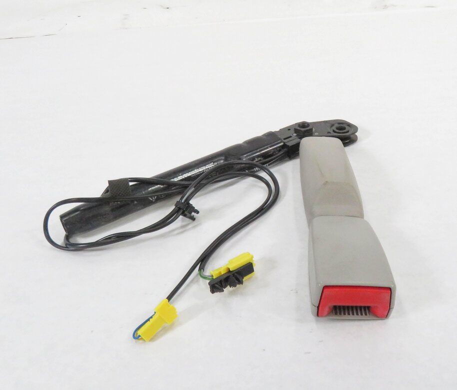 Thumbnail 2: 2008-2014 MERCEDES CL550 CL600 S550 S600 - LEFT FRONT SEATBELT RECEIVER (GRAY)
