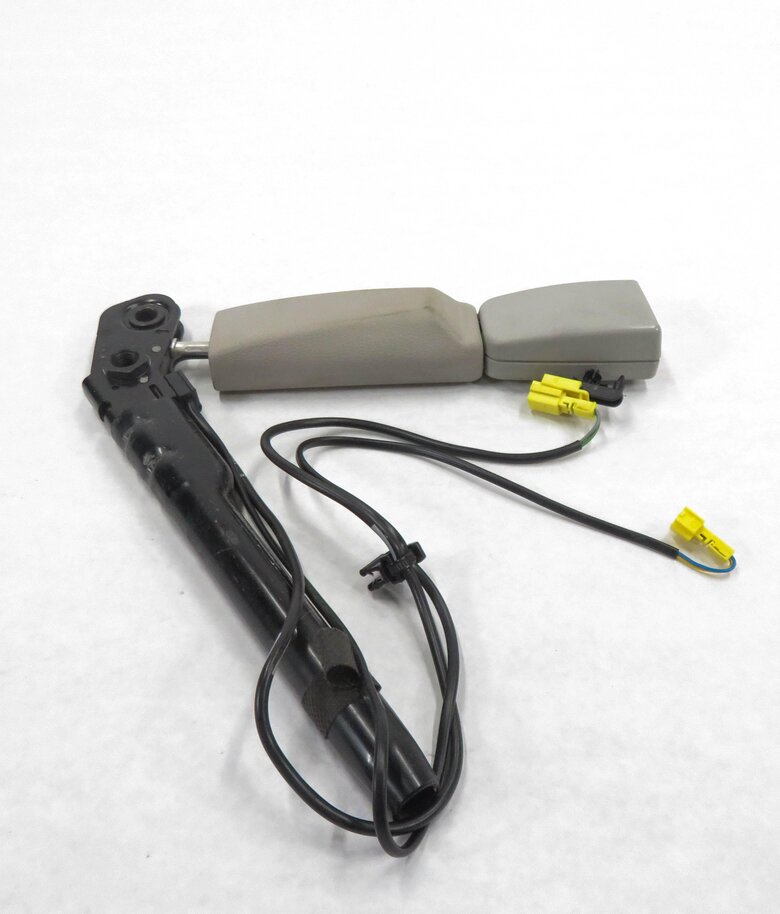 Thumbnail 3: 2008-2014 MERCEDES CL550 CL600 S550 S600 - LEFT FRONT SEATBELT RECEIVER (GRAY)