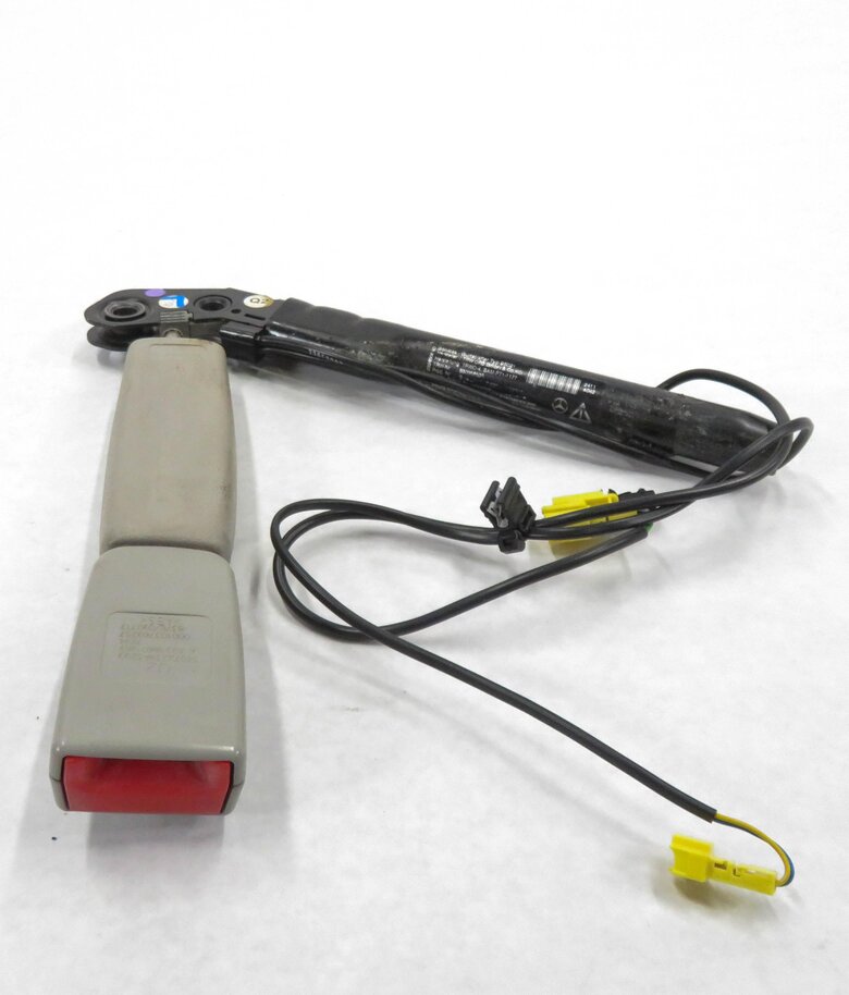 Thumbnail 5: 2008-2014 MERCEDES CL550 CL600 S550 S600 - LEFT FRONT SEATBELT RECEIVER (GRAY)