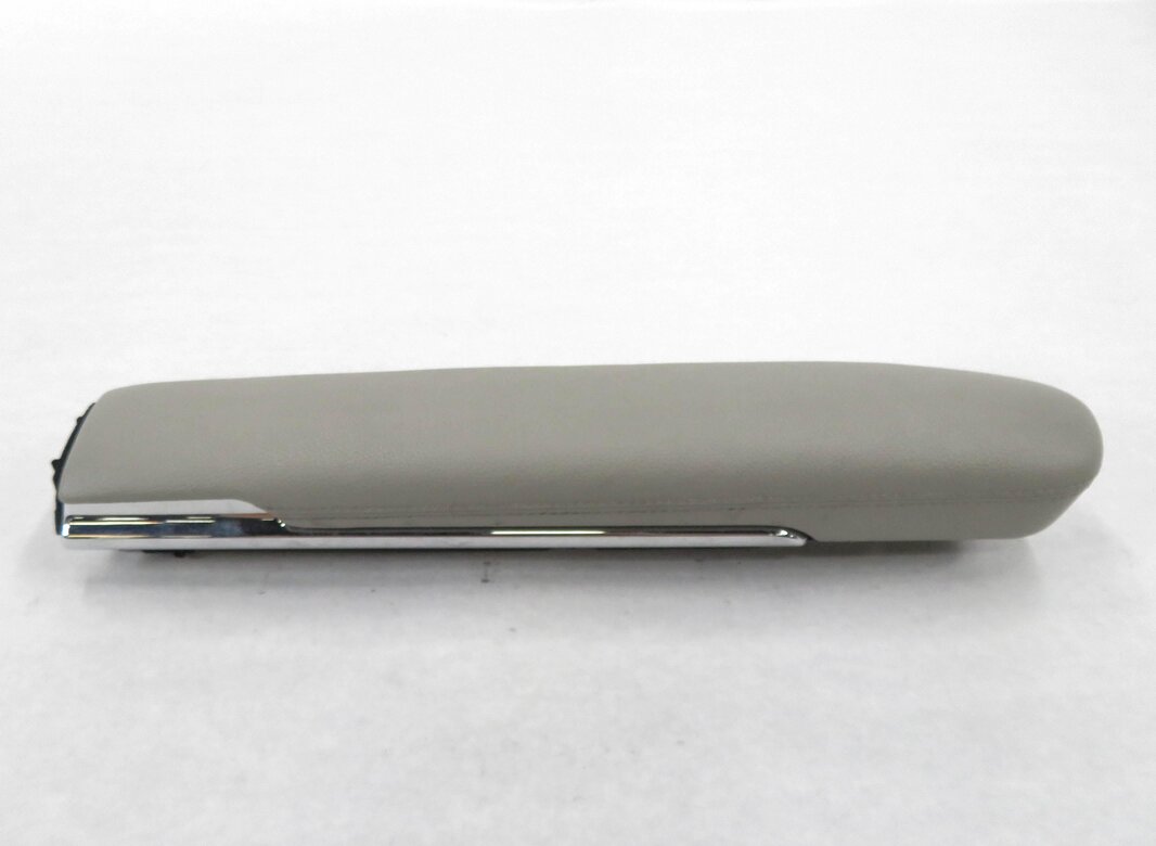 Thumbnail 4: 2010 MERCEDES BENZ S400 (W221) RIGHT FRONT PASSENGER ARMREST (GRAY LEATHER 218A)