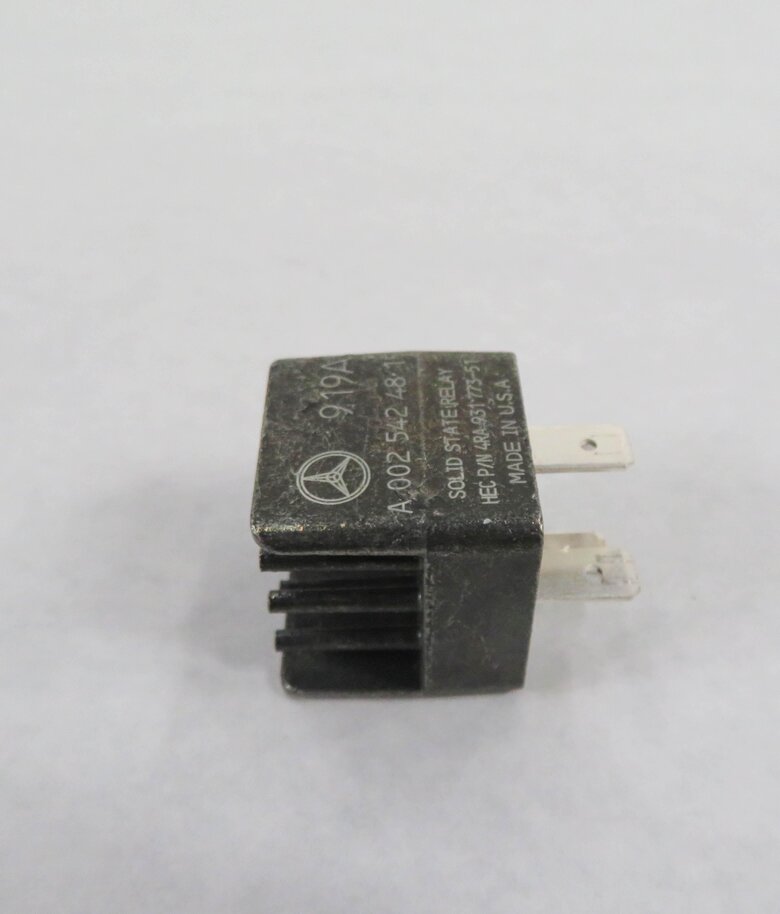 Thumbnail 3: 2010 MERCEDES BENZ S400 (W221) HYBRID - SOLID STATE RELAY