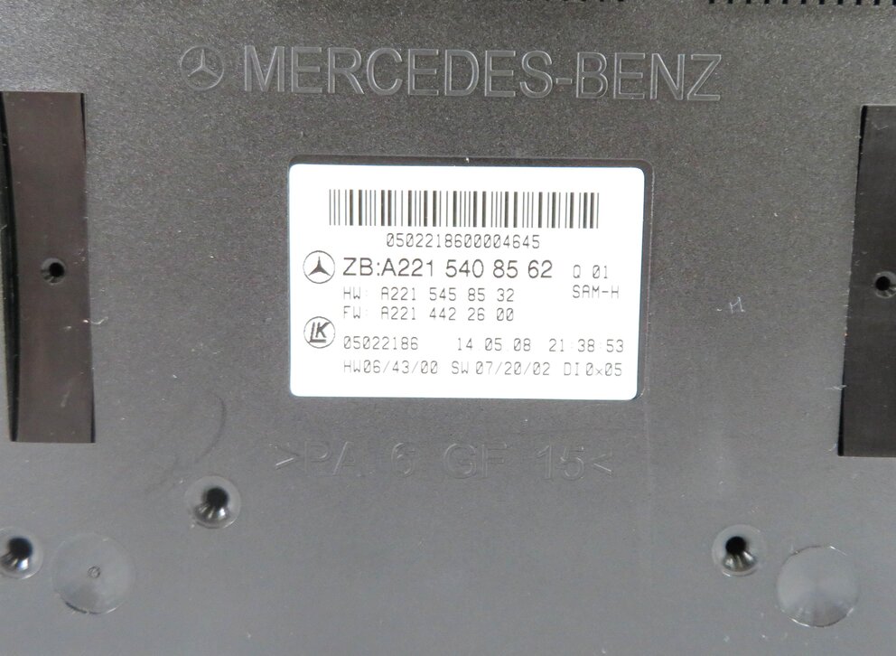 Thumbnail 10: 2009 MERCEDES BENZ S550 (W221) REAR SIGNAL ACQUISITION CONTROL MODULE (SAM)
