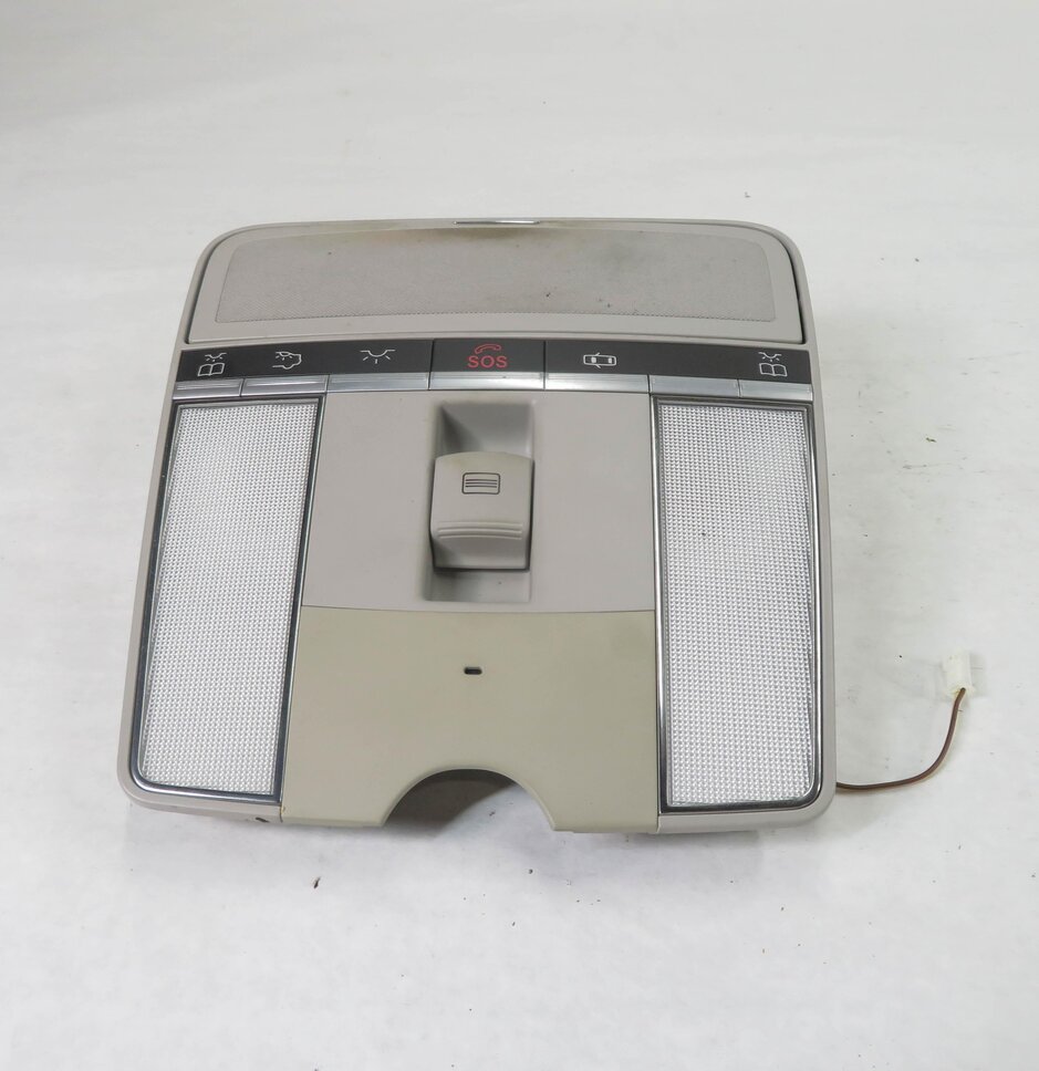 2009 MERCEDES BENZ S550 (W221) FRONT COURTESY MAP READING DOME LIGHT LAMP (GRAY)