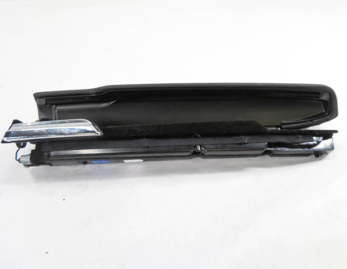 Thumbnail 2: 2009 MERCEDES BENZ S550 (W221) RIGHT FRONT DOOR ARMREST (BLACK LEATHER 201A)