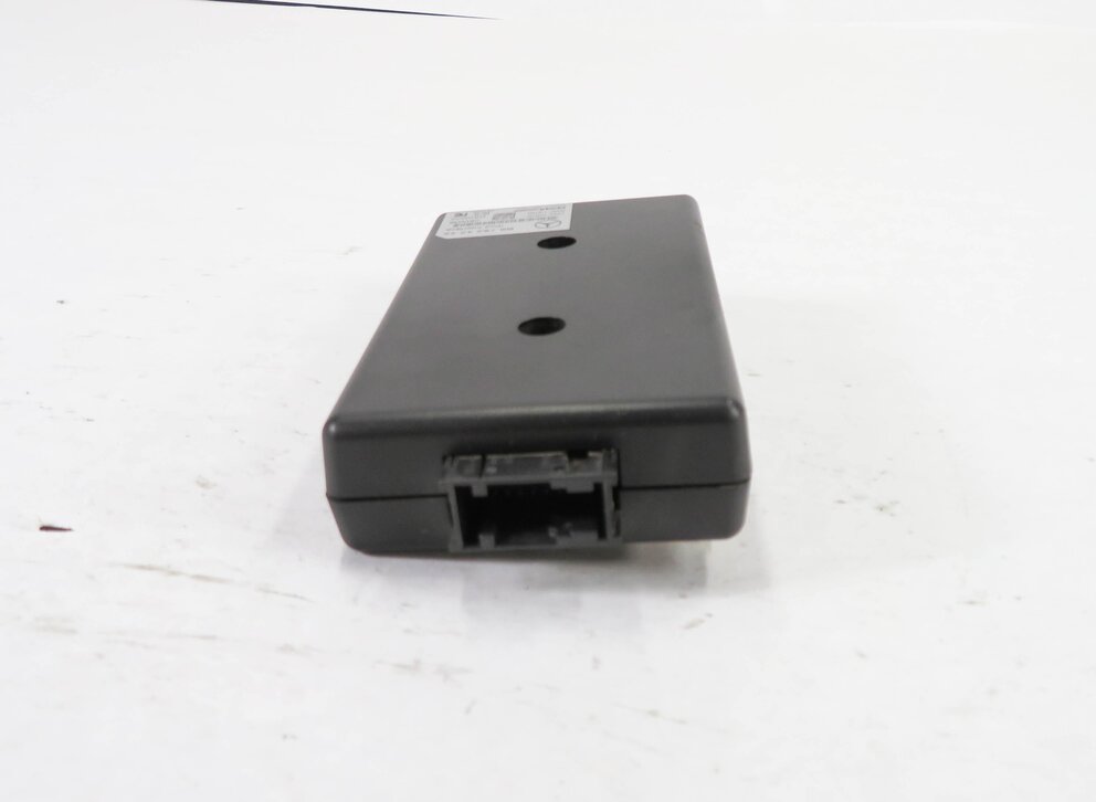 Thumbnail 3: 2009 MERCEDES BENZ S550 (W221) RADIO STEREO i-POD INTERFACE CONTROL MODULE
