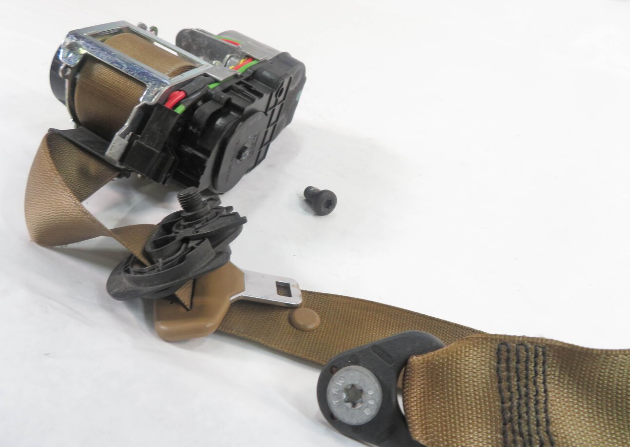 Thumbnail 9: 08-10 MERCEDES S450 S550 S600 S63 (W221) LEFT FRONT SEATBELT RETRACTOR (BROWN)