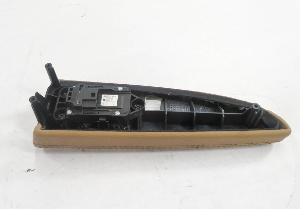 Thumbnail 6: 2009 MERCEDES BENZ S550 (W221) RIGHT FRONT PASSENGER POWER WINDOW SWITCH (BROWN)