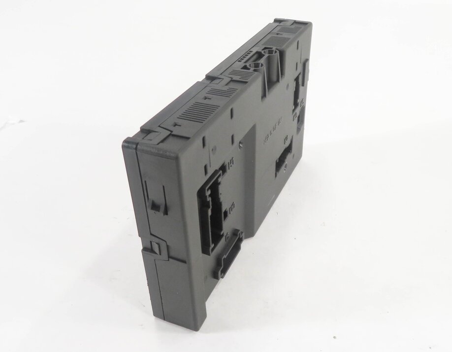 Thumbnail 5: 2009 MERCEDES BENZ S550 (W221) REAR SIGNAL ACQUISITION CONTROL MODULE (SAM)