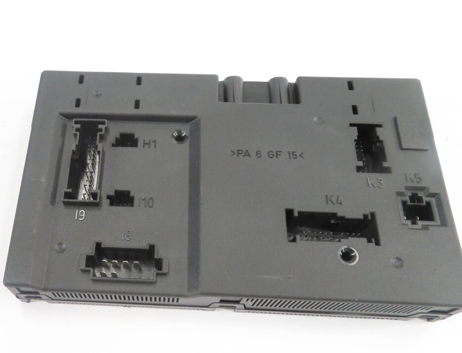 Thumbnail 6: 2009 MERCEDES BENZ S550 (W221) REAR SIGNAL ACQUISITION CONTROL MODULE (SAM)