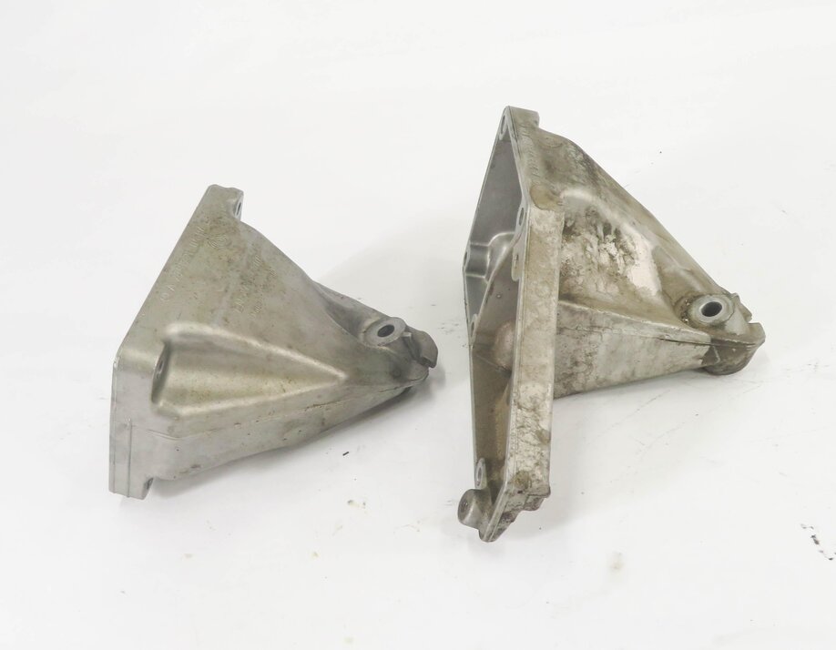 Thumbnail 3: 2009 MERCEDES S550 (W221) 5.5L V8 MOTOR LEFT & RIGHT ENGINE MOUNT BRACKET SET-2