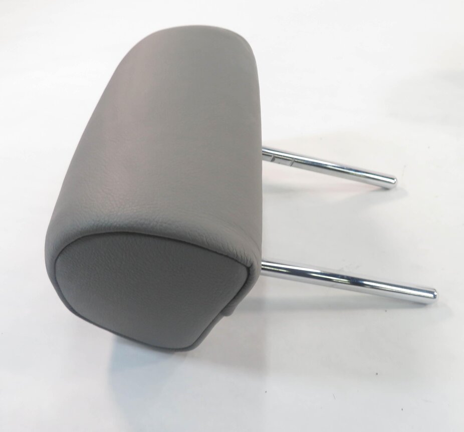 Thumbnail 5: 2007 BMW X5 (E70) REAR - LEFT & RIGHT SEAT HEADREST SET-2 (GRAY LEATHER LUAD)