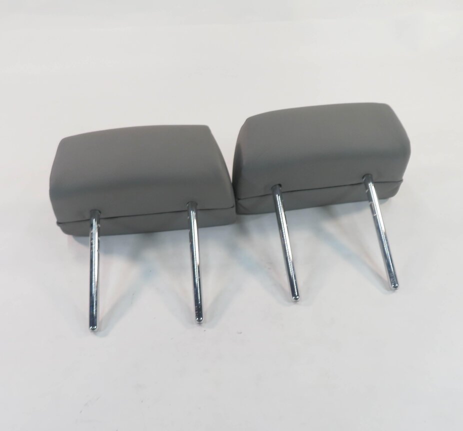 Thumbnail 6: 2007 BMW X5 (E70) REAR - LEFT & RIGHT SEAT HEADREST SET-2 (GRAY LEATHER LUAD)