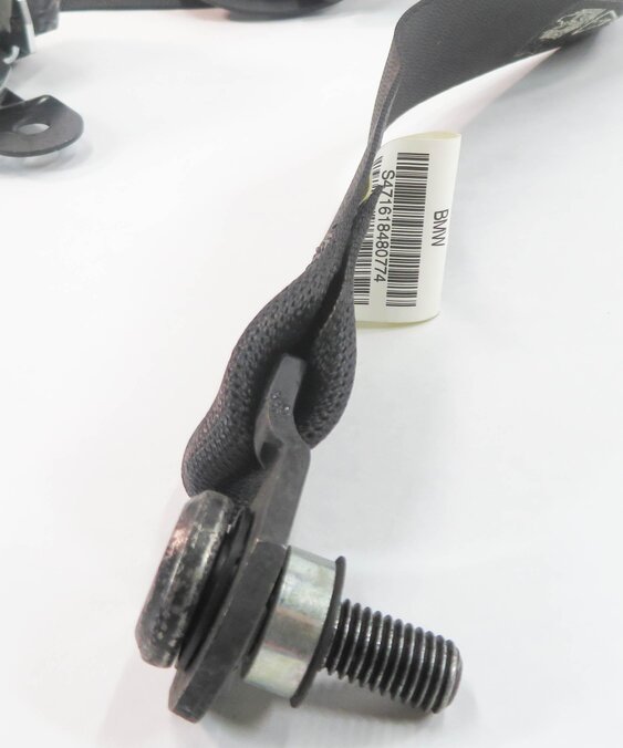 Thumbnail 5: 2007 BMW X5 (E70) REAR SECOND ROW SEAT - LEFT & RIGHT SEATBELT RETRACTOR (BLACK)