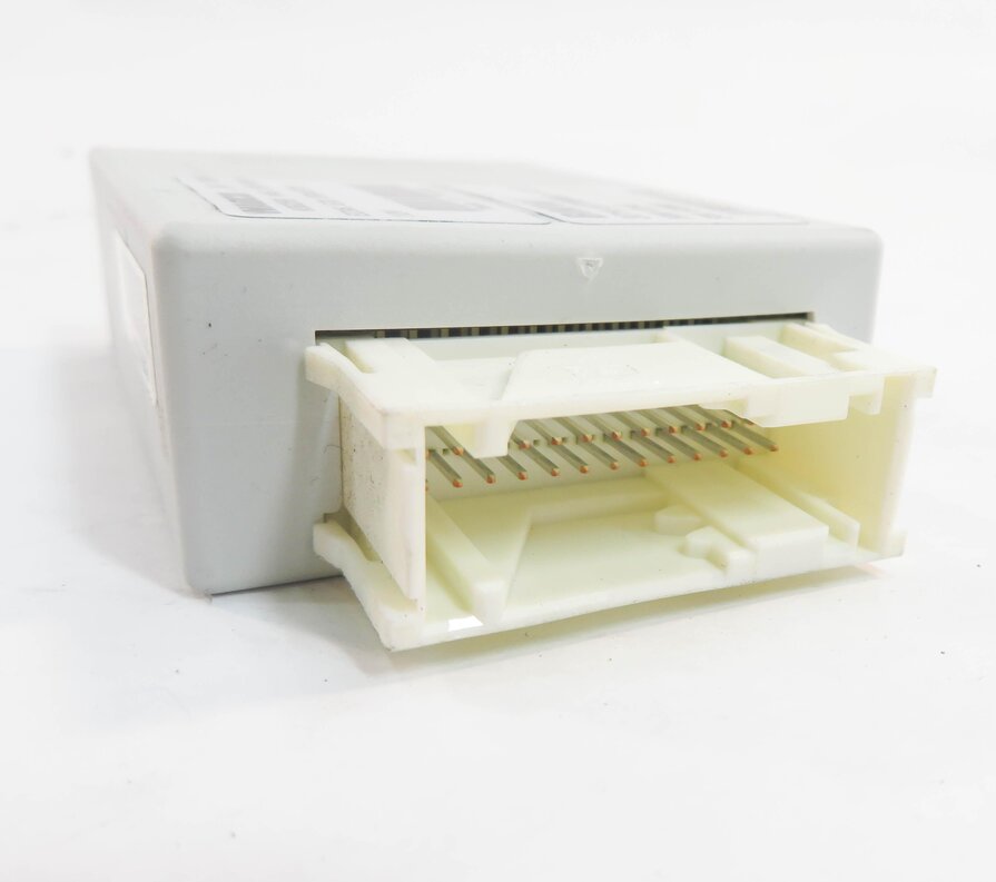 Thumbnail 7: 2007-2014 BMW X5 (E70) AIR SUSPENSION COMPRESSOR PUMP MOTOR CONTROL MODULE