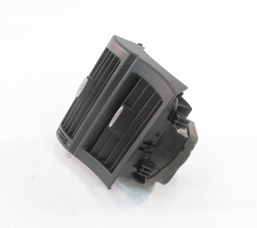 Thumbnail 2: 2007 BMW X5 (E70) LEFT FRONT DRIVER DASH HEATER A/C AIR VENT