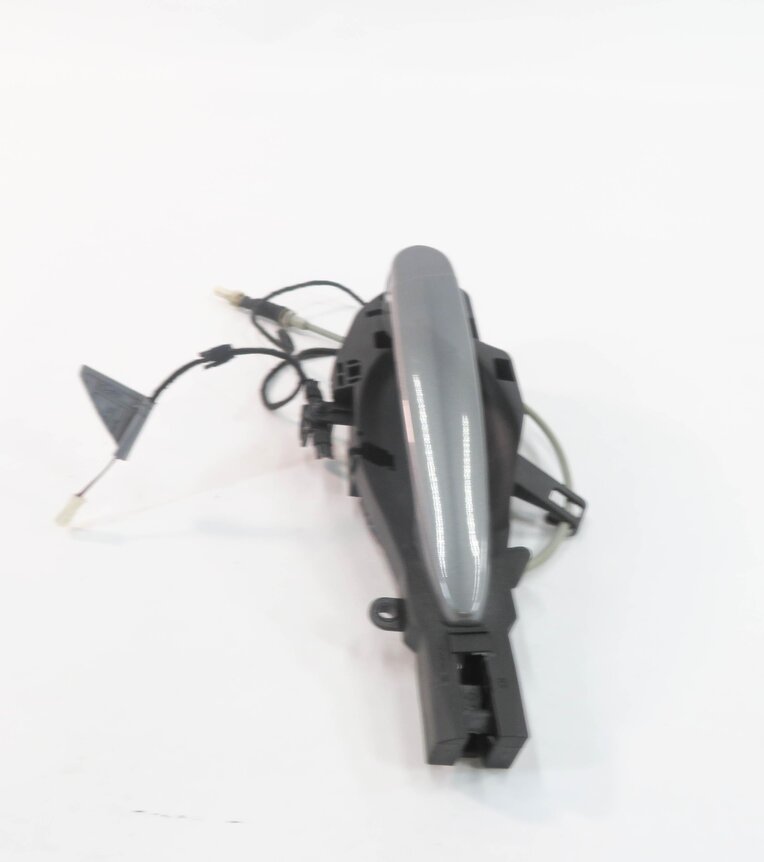Thumbnail 3: 2007 BMW X5 (E70) RIGHT FRONT PASSENGER DOOR HANDLE (SPACE GRAY A52)