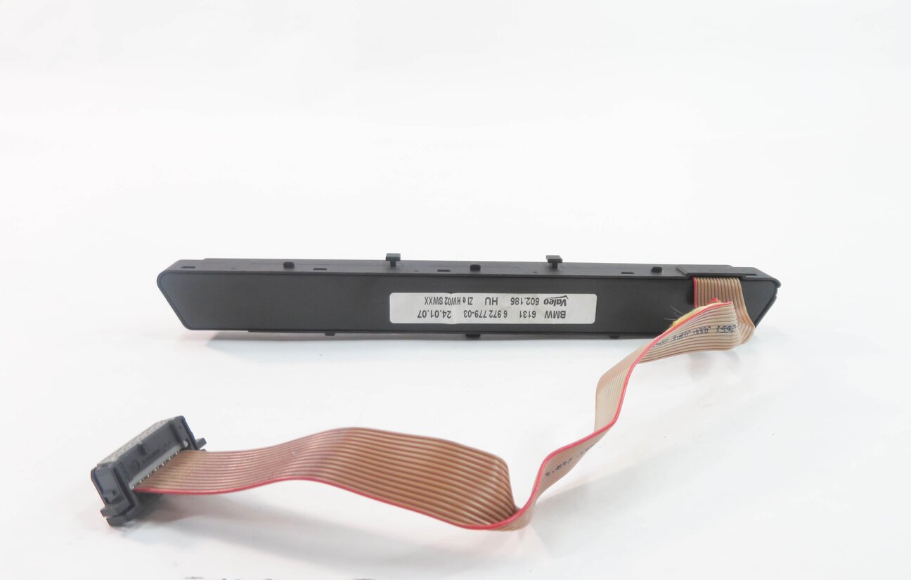 Thumbnail 5: 2007 BMW X5 (E70) FRONT DTC TRACTION HILL DESCENT TRUNK SWITCH BUTTON PANEL