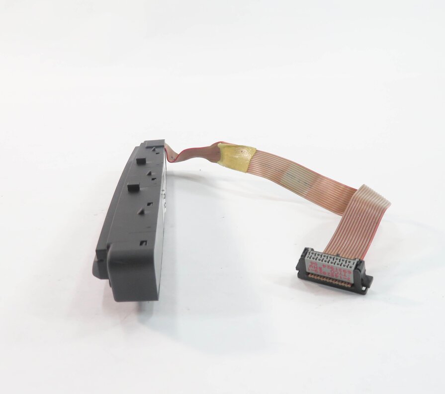 Thumbnail 6: 2007 BMW X5 (E70) FRONT DTC TRACTION HILL DESCENT TRUNK SWITCH BUTTON PANEL