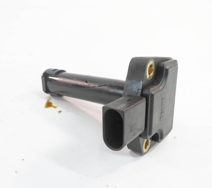Thumbnail 2: 2007 BMW X5 (E70) 4.8L N62 V8 ENGINE - MOTOR OIL FLUID PAN LEVEL SENSOR