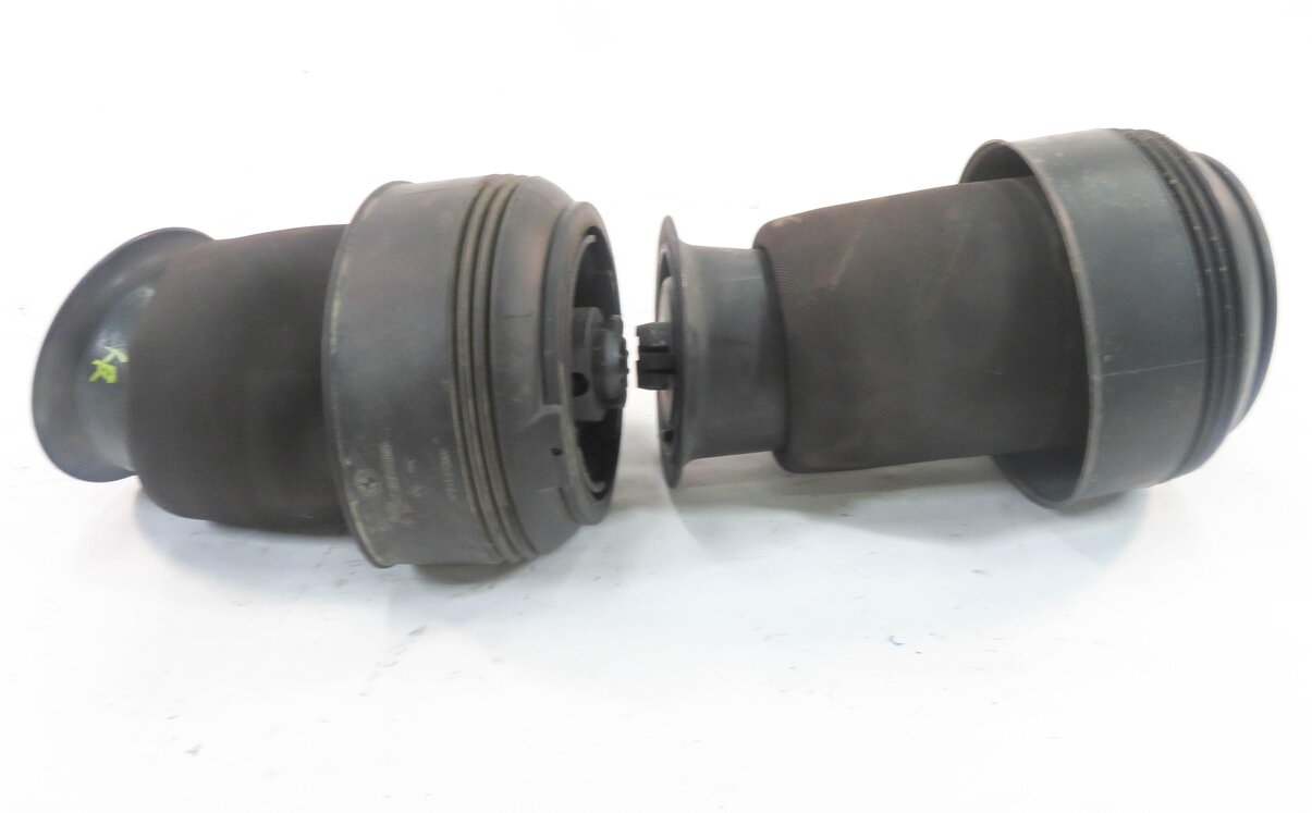 Thumbnail 3: 2007-2013 BMW X5 (E70) REAR STANDARD SUSPENSION AIR SPRING SHOCK STRUT SET (2)