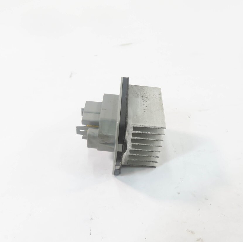 Thumbnail 7: 2007 RANGE ROVER SPORT (L320) FRONT HEATER A/C BLOWER FAN MOTOR SPEED RESISTOR