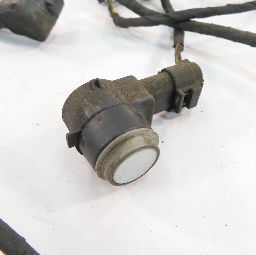 Thumbnail 6: 2010 MERCEDES BENZ E550 (C207) REAR PDC PARK DISTANCE SENSOR SET-4 (SILVER 775U)
