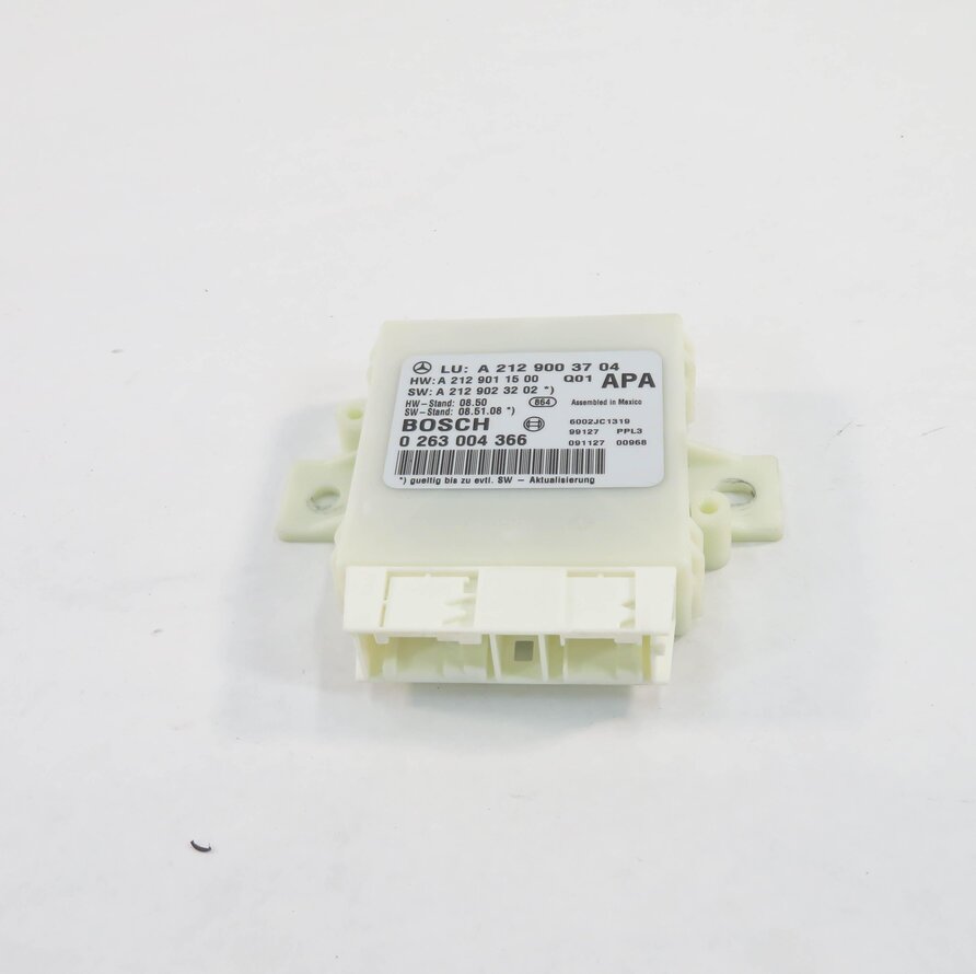 Thumbnail 2: 2010-2011 MB E350 E550 (W212) PDC PARK ASSIST SENSOR CONTROL MODULE COMPUTER