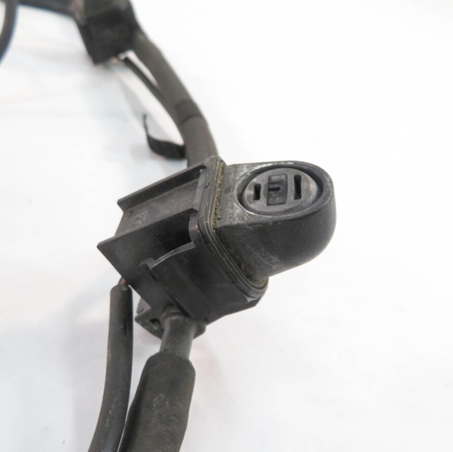 Thumbnail 4: 2010 MERCEDES BENZ E550 (C207) FRONT WINDSHIELD WIPER SQUIRTER NOZZLE SET-2