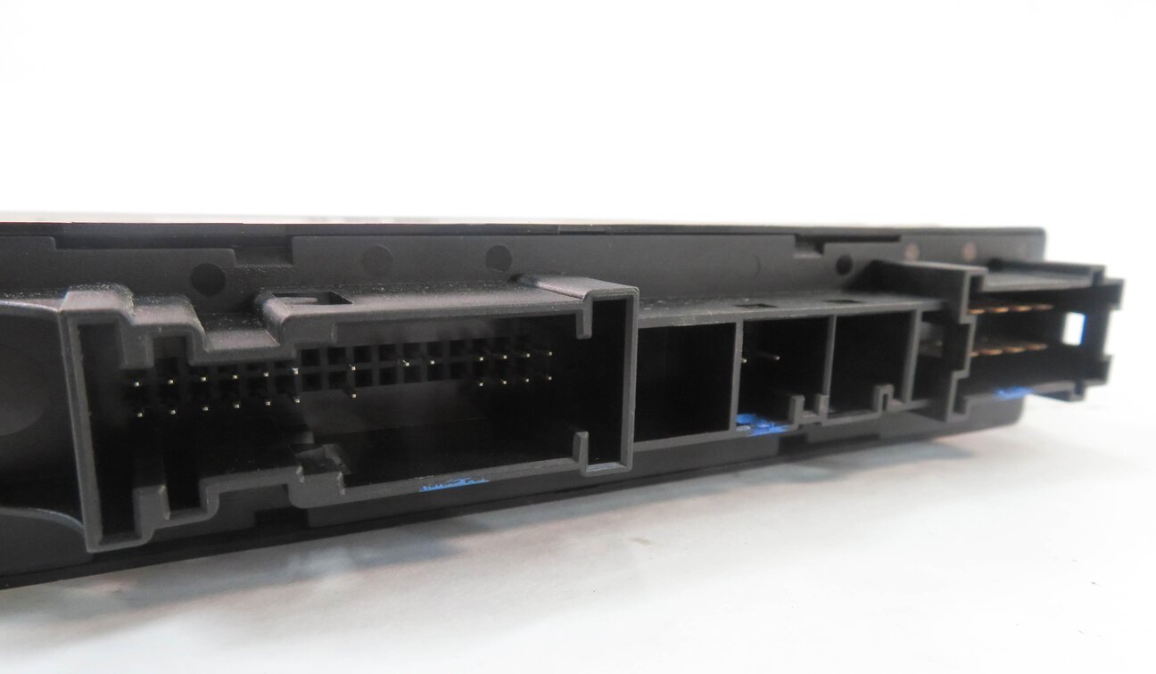 Thumbnail 6: 2008-2011 MB GL320 GL350 GL450 ML320 ML350 ML550 (X164 W164) - KEYLESS GO MODULE
