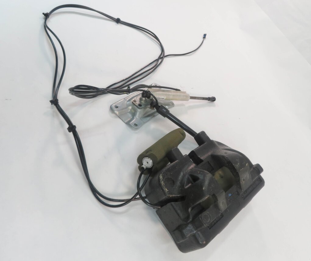 Thumbnail 3: 2006-2009 MERCEDES ML-CLASS (W164) REAR TRUNK LIFT MOTOR w/ RAM & LINES (2-PIN)